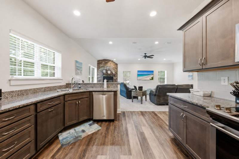 3 bedroom Detached Single Family at 416 Hideaway Circle, Seclusion Bay, Santa Rosa Beach — photo 4