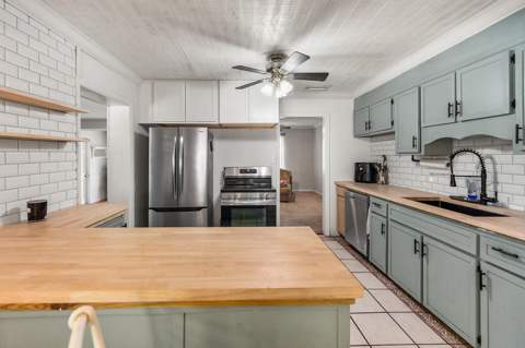 36 SE Okahatchee Circle, Fort Walton Beach FL - photo 8 of 52