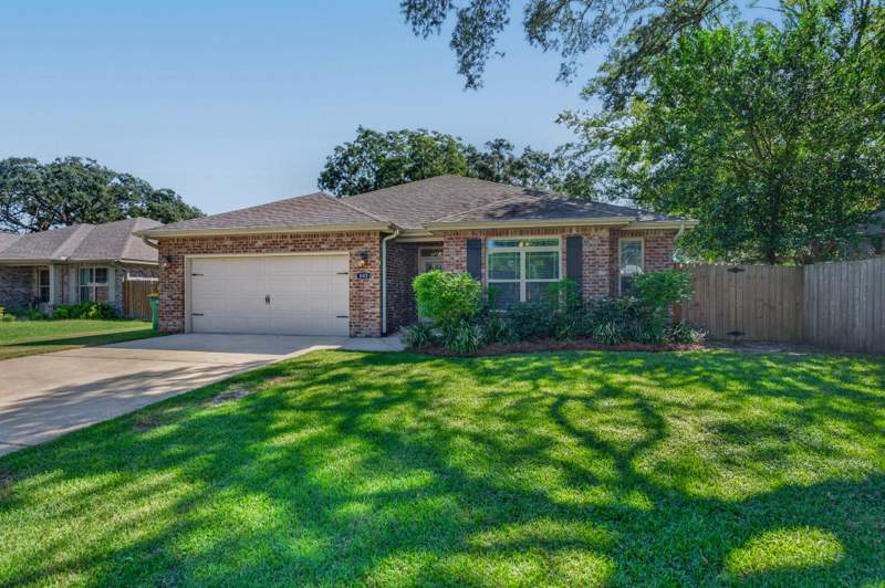 3 bedroom Detached Single Family at 803 Fairview Drive, Fairview Heights, Fort Walton Beach — photo 4