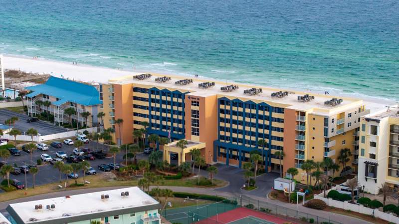 1 bedroom Condominium at 866 Santa Rosa Boulevard #105, Pelican Isle, Fort Walton Beach — photo 2