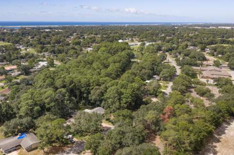 324 NW Lake Drive, Fort Walton Beach FL - photo 14 of 74