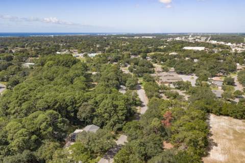 324 NW Lake Drive, Fort Walton Beach FL - photo 15 of 74