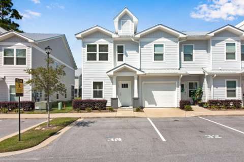 36 Date Palm Lane, home for sale in Freeport 32439