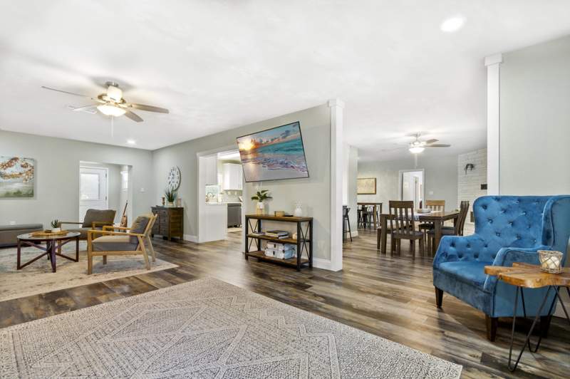 4 bedroom Detached Single Family at 164 NW Beal Parkway, Bayou S/D, Fort Walton Beach — photo 4