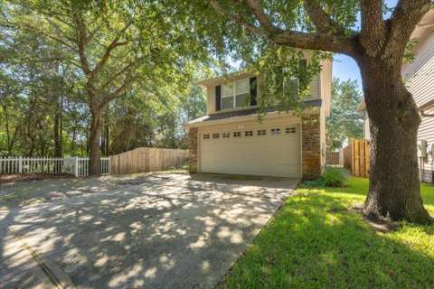 2708 Apple Blossom Court, $300k–$500k for sale in Shalimar