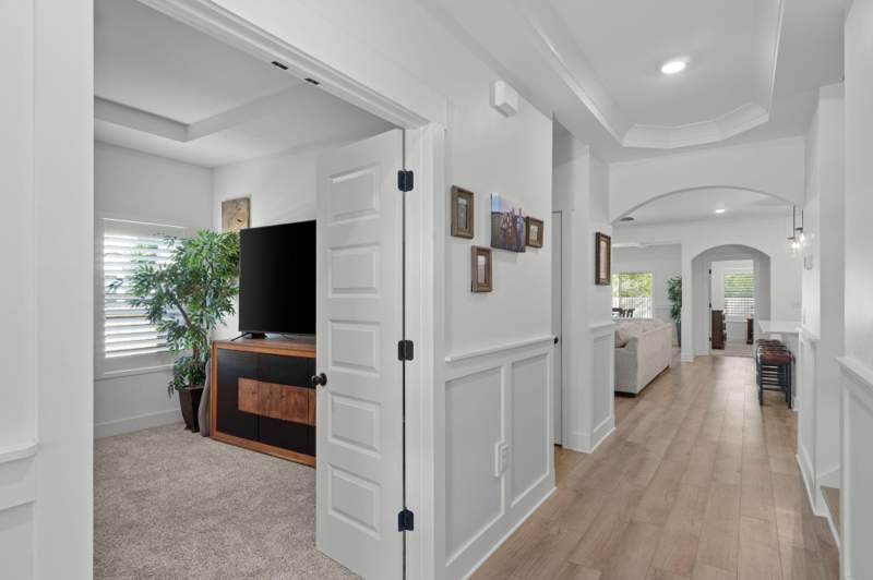6 bedroom Detached Single Family at 136 Hibernate Way, Bear Creek Cottages, Freeport — photo 5