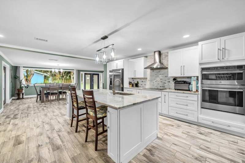3 bedroom Detached Single Family at 6 NE Bay Court, Elliotts Point 4th Addn, Fort Walton Beach — photo 1