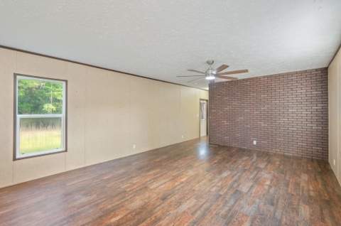 5276 Third Avenue, Crestview FL - photo 6 of 30