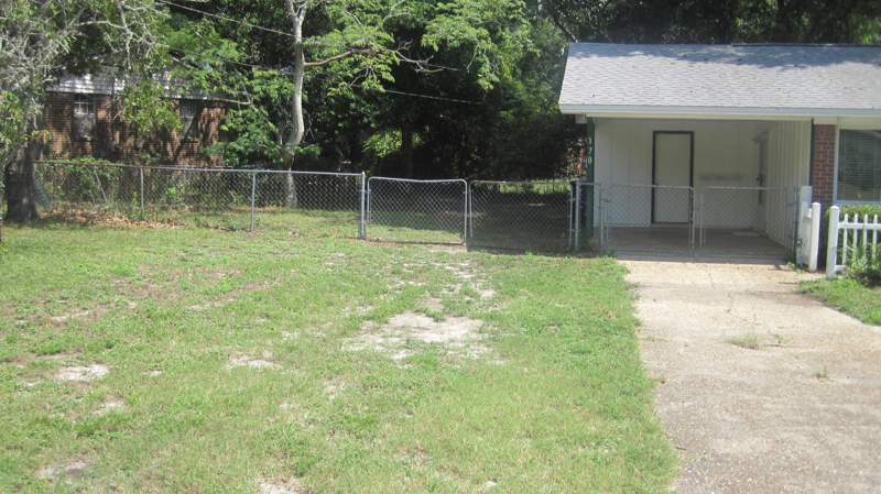 3 bedroom Detached Single Family at 170 NW Rainbow Drive, Bel-Air S/D, Fort Walton Beach — photo 2