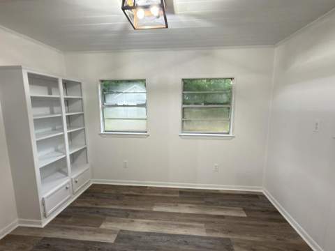 215 E 3rd Avenue, Crestview FL - photo 9 of 32