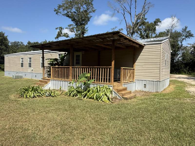 3 bedroom Mobile Home at 1150 Reeves Road, Metes & Bounds, Baker — photo 3