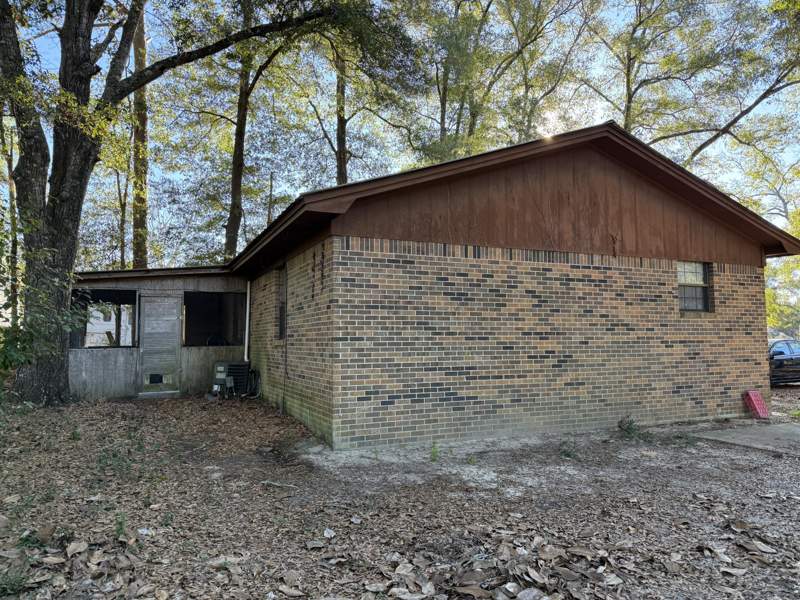 3 bedroom Detached Single Family at 285 Loftin Street, No Recorded Subdivision, DeFuniak Springs — photo 3
