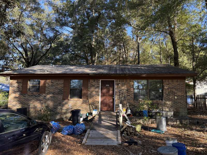 3 bedroom Detached Single Family at 285 Loftin Street, No Recorded Subdivision, DeFuniak Springs — photo 1