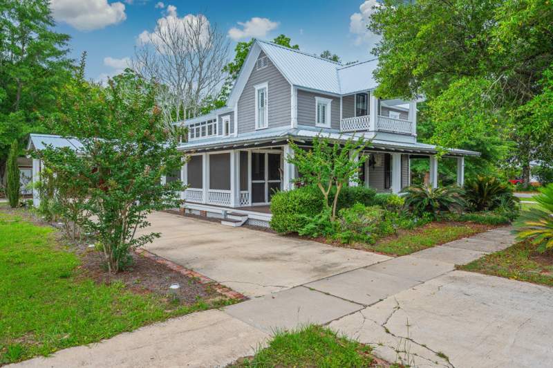 3 bedroom Detached Single Family at 54 Plateau Avenue, DeFuniak Springs, DeFuniak Springs — photo 3