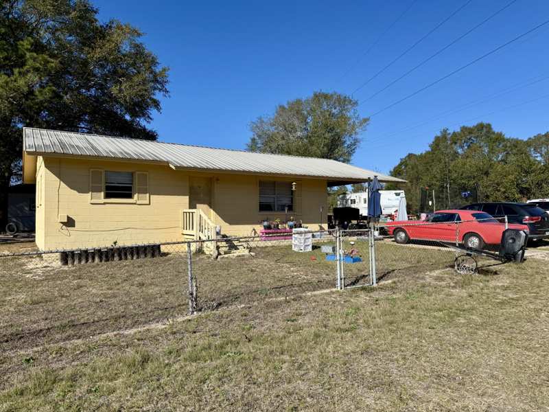 3 bedroom Detached Single Family at 76 Fredrick Drive, Magnolia Springs, DeFuniak Springs — photo 1