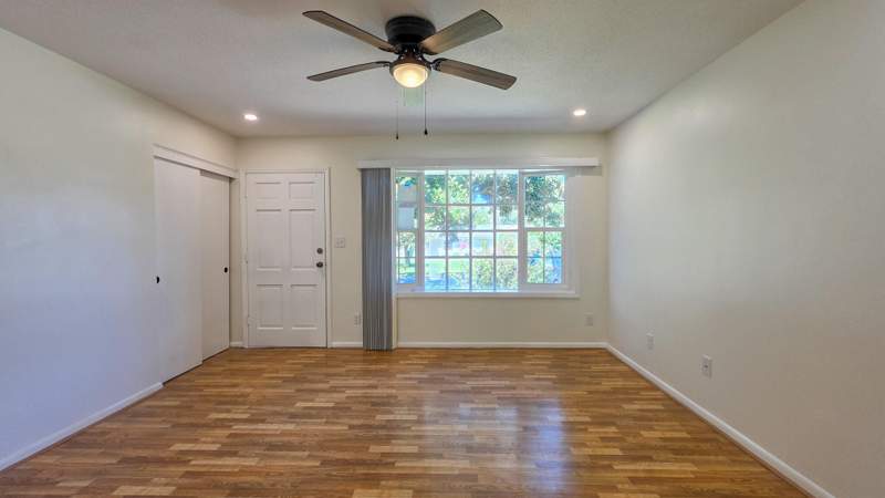 3 bedroom Detached Single Family at 371 NW Oakland Circle, Oakland Heights, Fort Walton Beach — photo 3