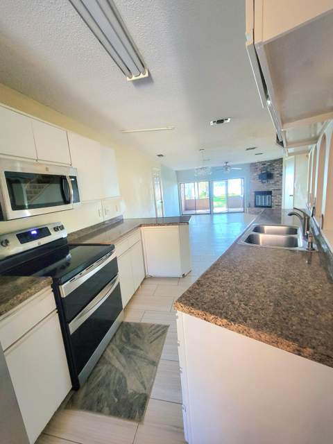 104 Regatta Drive #104, Niceville FL - photo 9 of 40