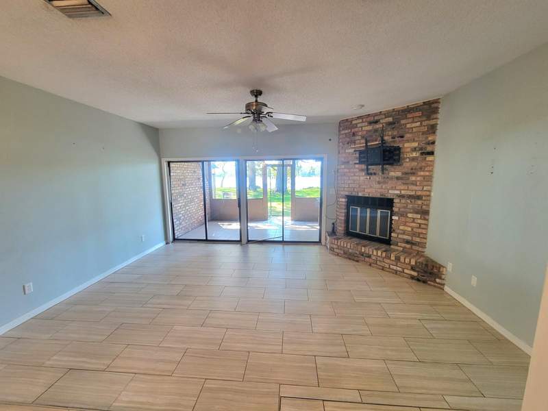 3 bedroom Townhouse at 104 Regatta Drive #104, Water Oaks, Niceville — photo 4
