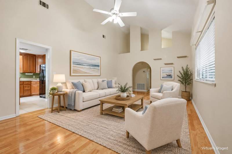3 bedroom Detached Single Family at 381 NW Marie Circle, Victoria Gardens Re S/D, Fort Walton Beach — photo 4