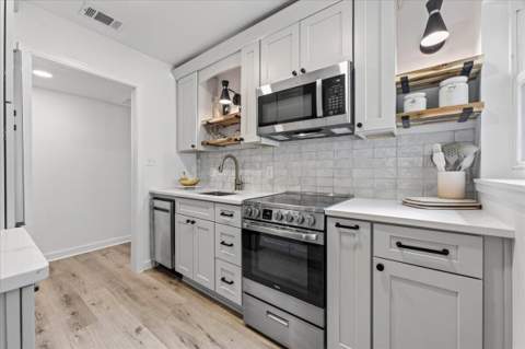 311 NE Gardner Drive, Fort Walton Beach FL - photo 19 of 55