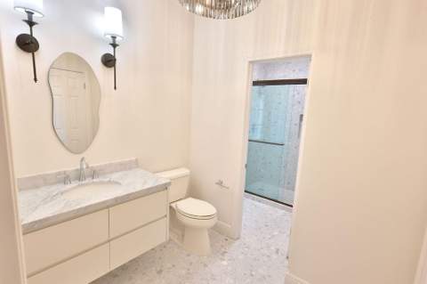 217 NE Yacht Club Drive, Fort Walton Beach FL - photo 19 of 58