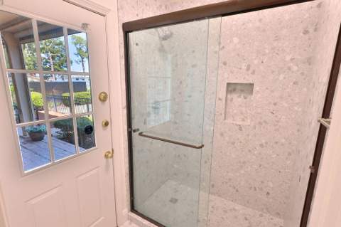 217 NE Yacht Club Drive, Fort Walton Beach FL - photo 20 of 58