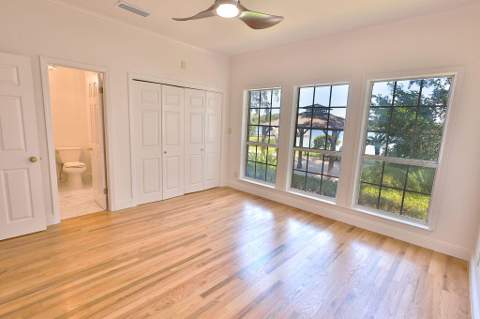 217 NE Yacht Club Drive, Fort Walton Beach FL - photo 23 of 58