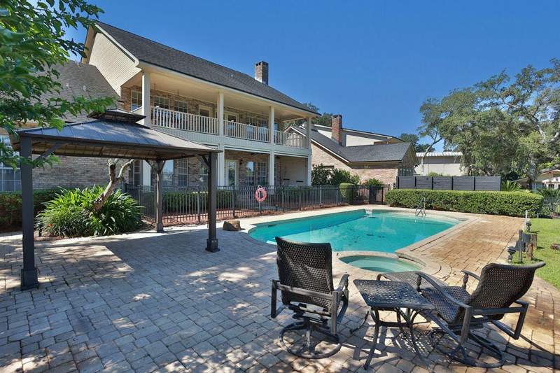 4 bedroom Detached Single Family at 217 NE Yacht Club Drive, Hughes Estates 1st Addn, Fort Walton Beach — photo 5