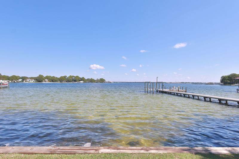 4 bedroom Detached Single Family at 217 NE Yacht Club Drive, Hughes Estates 1st Addn, Fort Walton Beach — photo 4