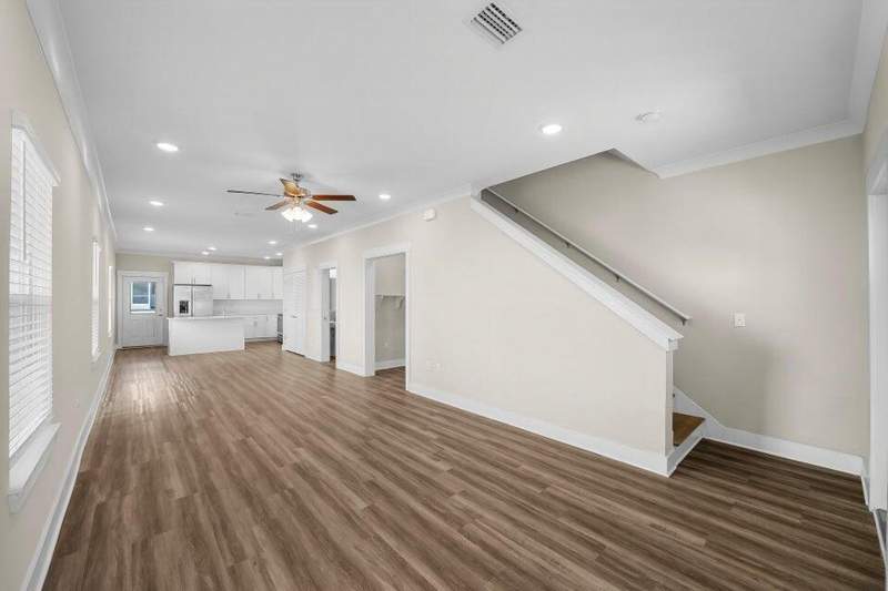 3 bedroom Townhouse at 356 N Sand Palm Road #Horizon Unit, Verandas At Freeport, Freeport — photo 4