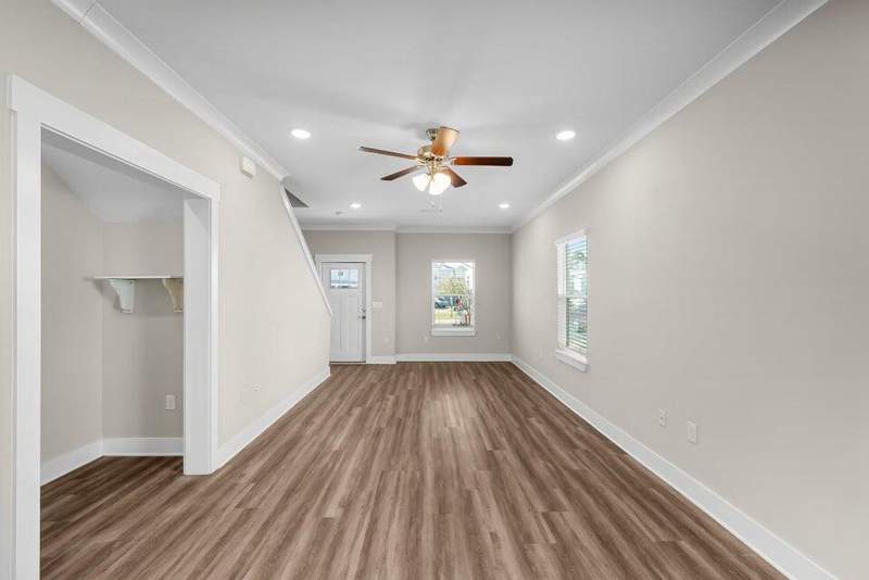 3 bedroom Townhouse at 356 N Sand Palm Road #Horizon Unit, Verandas At Freeport, Freeport — photo 5