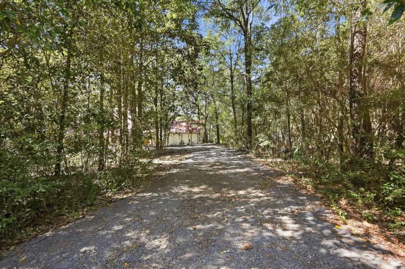 4 bedroom Detached Single Family at 2272 Spring Lake Road, Spring Lake Estates, DeFuniak Springs — photo 4
