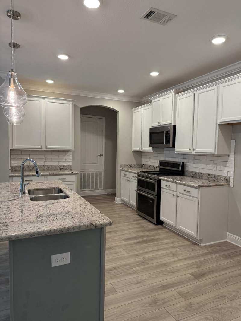 3 bedroom Detached Single Family at 402 Sweet Tea Lane, Hammock Bay, Freeport — photo 1