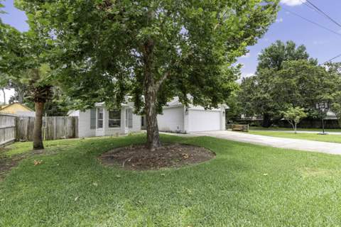 103 SE Walkedge Drive, Fort Walton Beach FL - photo 7 of 50