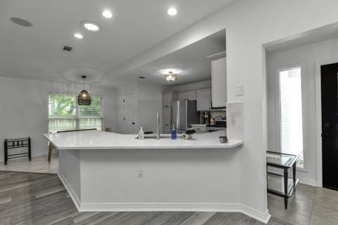 103 SE Walkedge Drive, Fort Walton Beach FL - photo 13 of 50