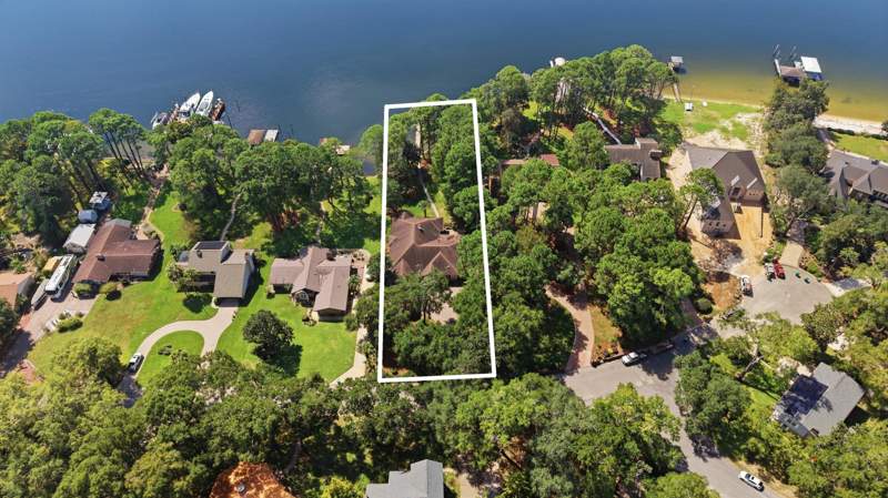 4 bedroom Detached Single Family at 2422 Edgewater Drive, Edgewater, Niceville — photo 3