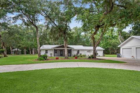 362 Red Barn Road, luxury home for sale in Freeport