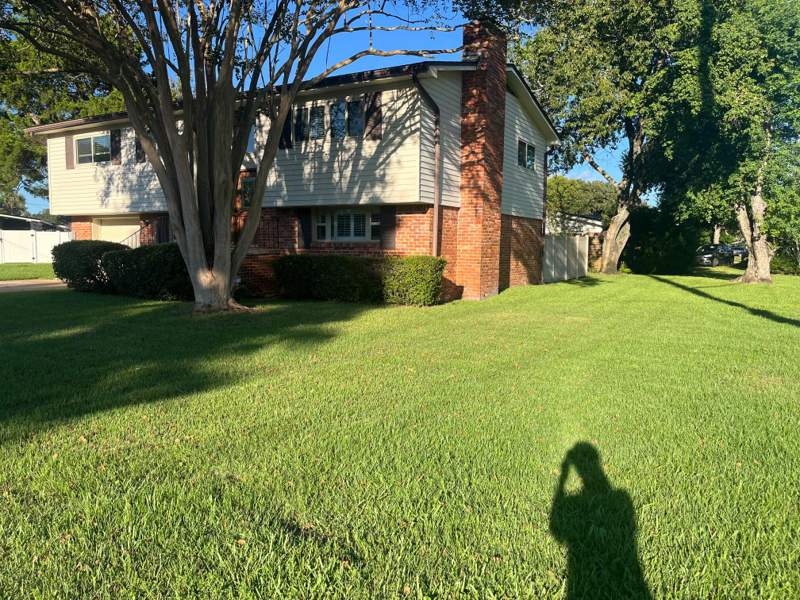 4 bedroom Detached Single Family at 101 NW Destin Drive, Vesta Heights 4th Addn, Fort Walton Beach — photo 3