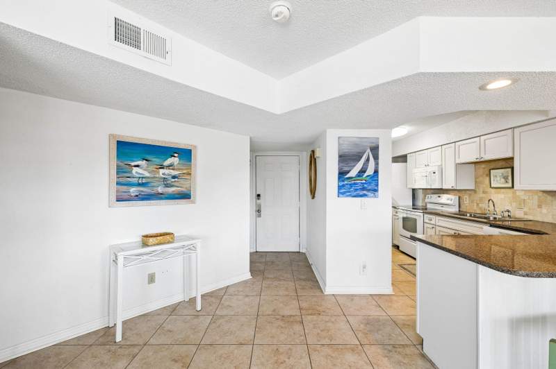 2 bedroom Condominium at 145 Beachfront Trail ## 201, Beachfront 2 Ph 3, Santa Rosa Beach — photo 2