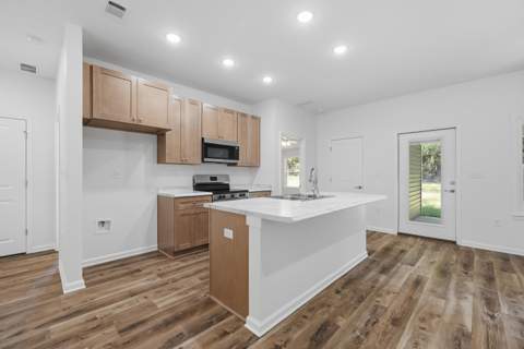 135 Loftin Street, DeFuniak Springs FL - photo 7 of 45