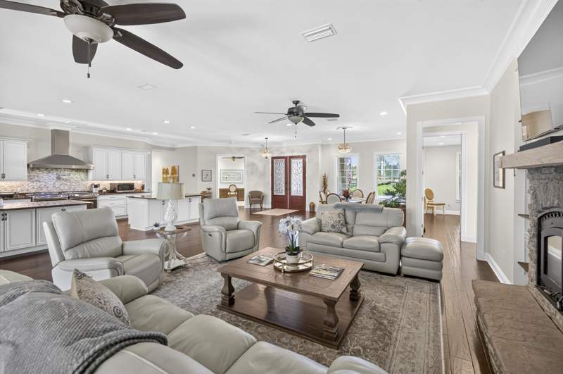 4 bedroom Detached Single Family at 5968 W Co Hwy 147, Laurel Hill, Laurel Hill — photo 4