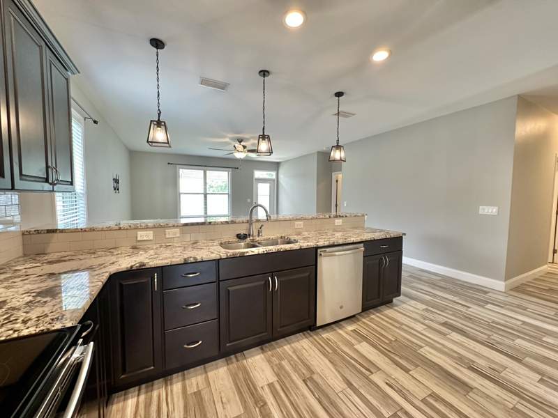 4 bedroom Detached Single Family at 216 Green Drive, Shangrila S/D, Mary Esther — photo 4
