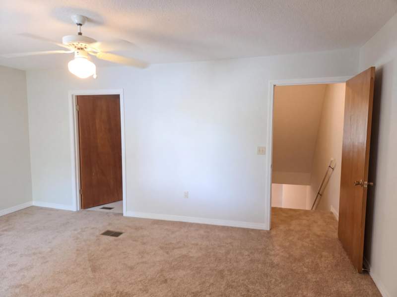 2 bedroom Townhouse at 2 NW Cinderella Lane #A, Azalea Gardens 1st Addn, Fort Walton Beach — photo 4