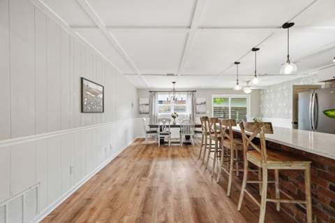 233 NW Pleasant Street, Fort Walton Beach FL - photo 15 of 57