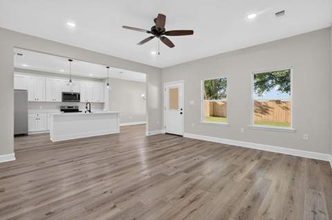 11 NW Comet Street, Fort Walton Beach FL - photo 9 of 51