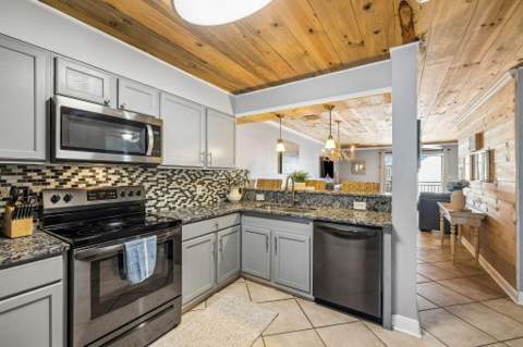 11 Driftwood Road #Unit 7, Miramar Beach FL - photo 16 of 52