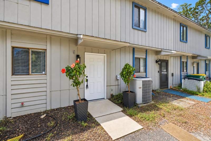 2 bedroom Townhouse at 44 Berwick Circle #2, Port Dixie, Shalimar — photo 2