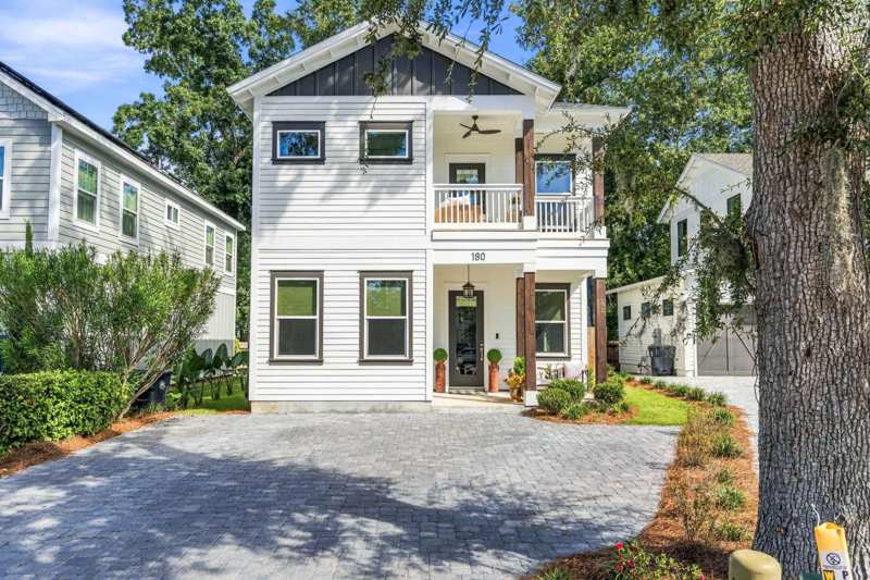 4 bedroom Detached Single Family at 180 Rearden Way, Sacred Oaks Ph 2, Santa Rosa Beach — photo 1