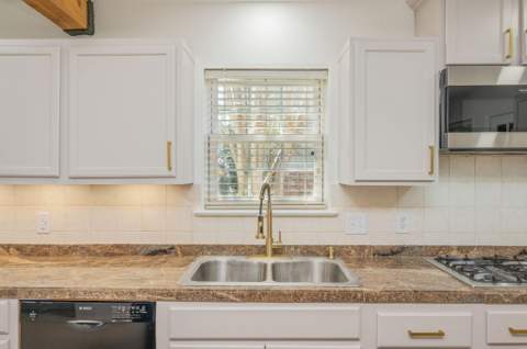 36 NW Oakdale Road, Fort Walton Beach FL - photo 17 of 59