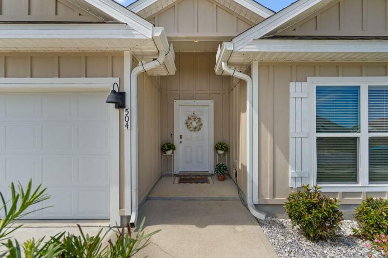 4 bedroom Detached Single Family at 504 Mary Lou Way, Shoal River S/D, Crestview — photo 5